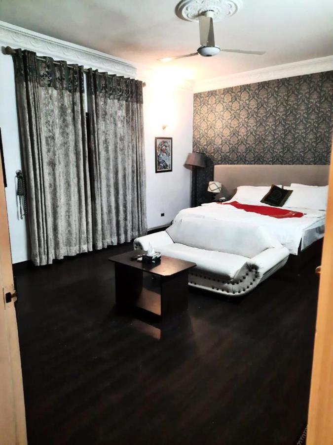 فندق Hilton Bayview Lnn كراتشي المظهر الخارجي الصورة
