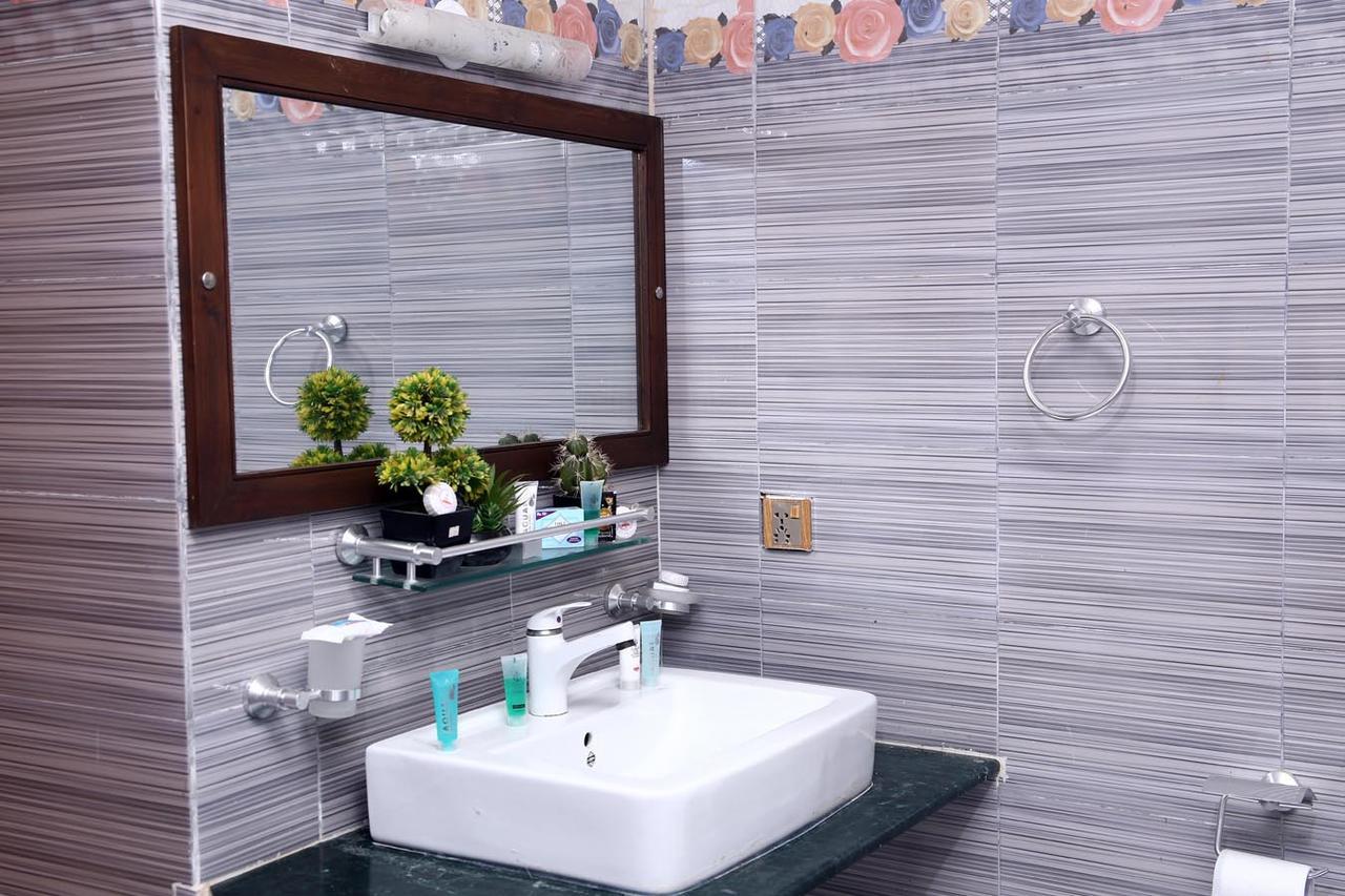 فندق Hilton Bayview Lnn كراتشي المظهر الخارجي الصورة